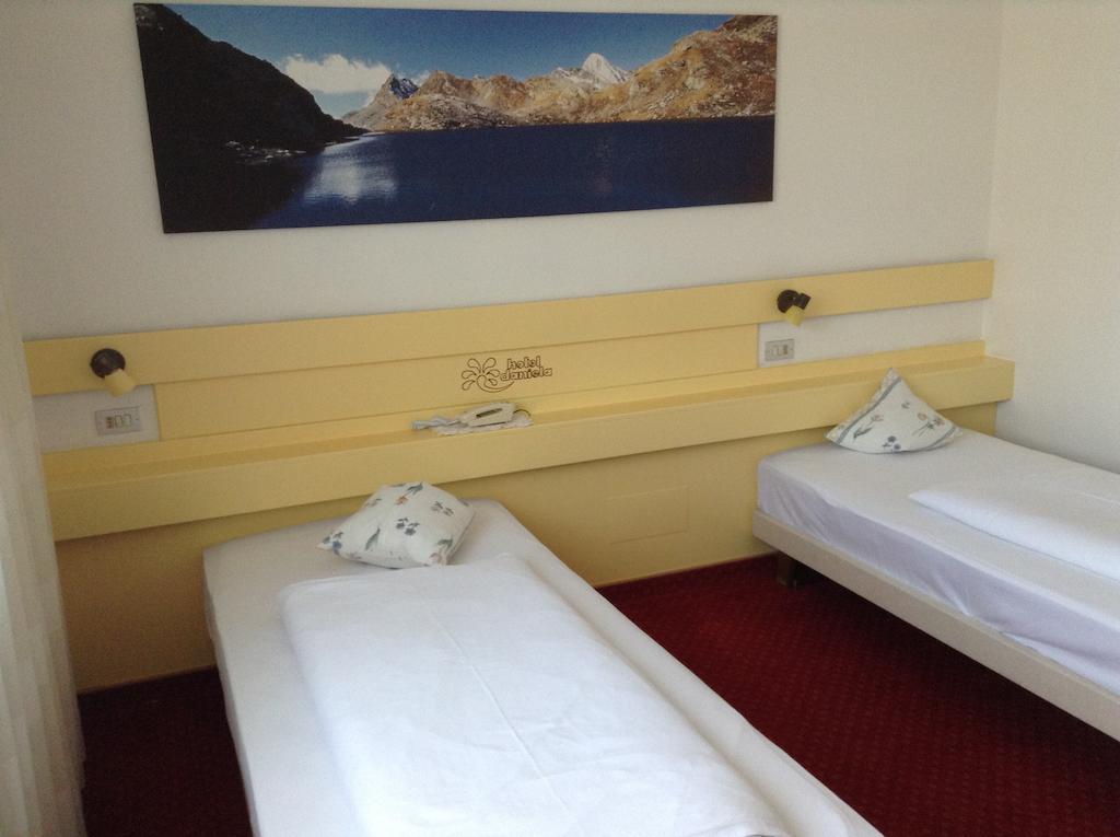 Hotel Daniela Merano Quarto foto