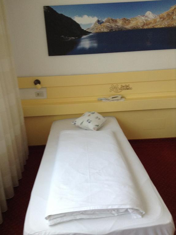 Hotel Daniela Merano Quarto foto